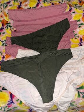 13 Pair NWOT 6X Plus Size Amazon Essentials Women's Thongs - Olive, Mauve, Blush
